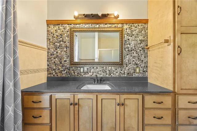 $495,000 | 4365 Holley Byron Road, Clarendon, NY 14470