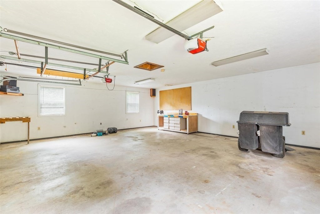17 Brentwood Road Kingston, MA 02364 - Photo 25 of 33 a view of a garage