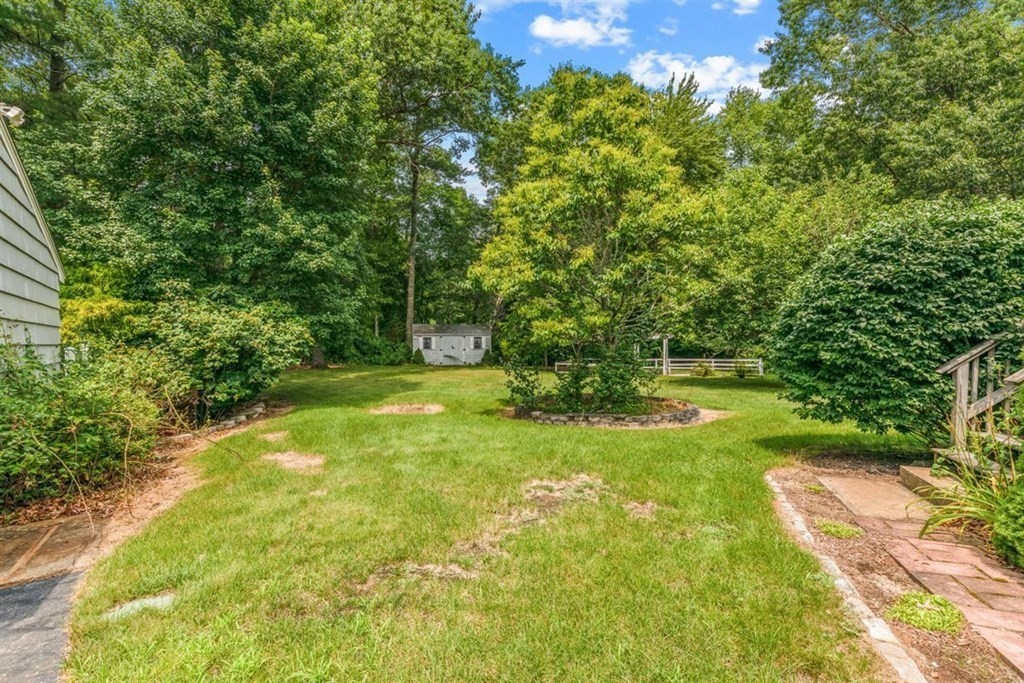 17 Brentwood Road Kingston, MA 02364 - Photo 26 of 33 a view of yard with green space