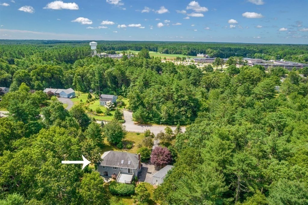17 Brentwood Road Kingston, MA 02364 - Photo 32 of 33 a view of an outdoor space and a yard
