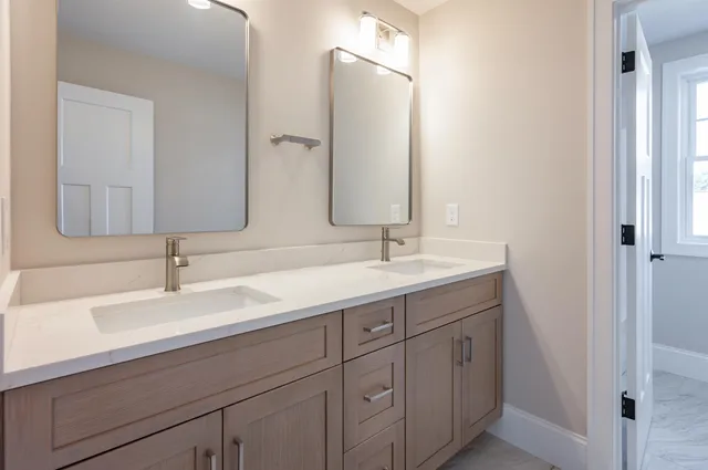 $889,900 | 58 Wilderness Drive, Nashua, NH 03062