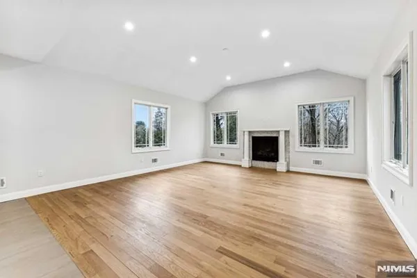 $13,450 | 25 Jones Court, Norwood, NJ 07648