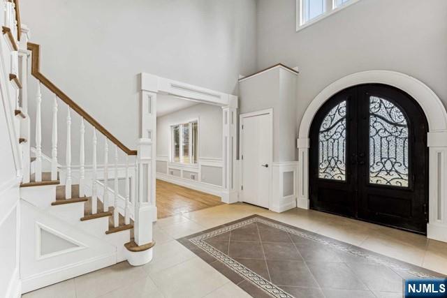 25 Jones Court Norwood, NJ 07648 - Photo 5 of 50 a view of entryway with an front door