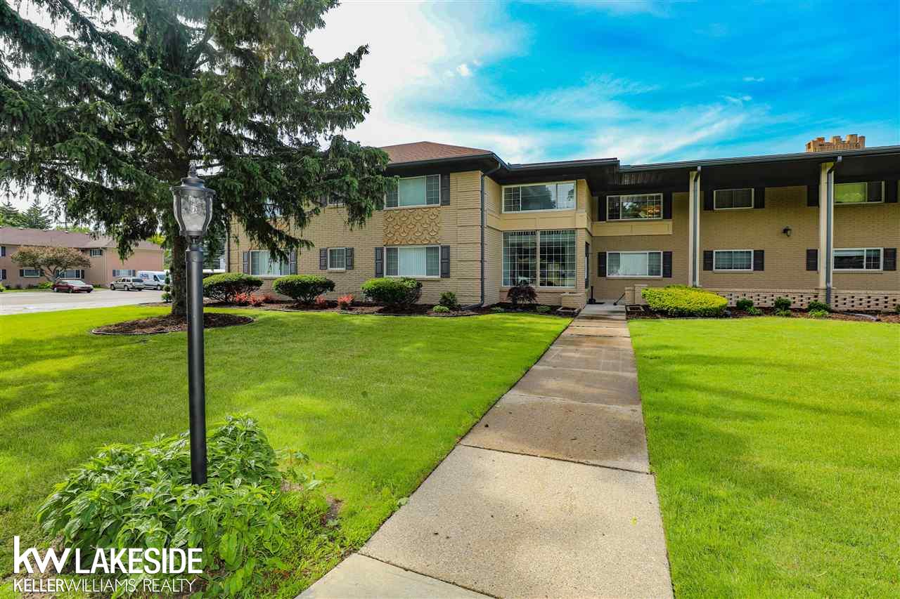 2309 Walton Boulevard, Unit 31 Rochester Hills, MI 48309 - Photo 1 of 23