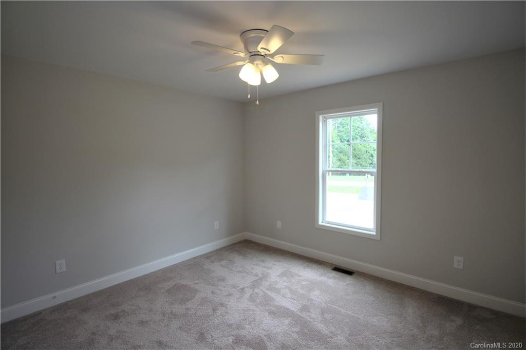 3907 Ritchie Road Lincolnton, NC 28092 - Photo 15 of 26 Gallery Image 15