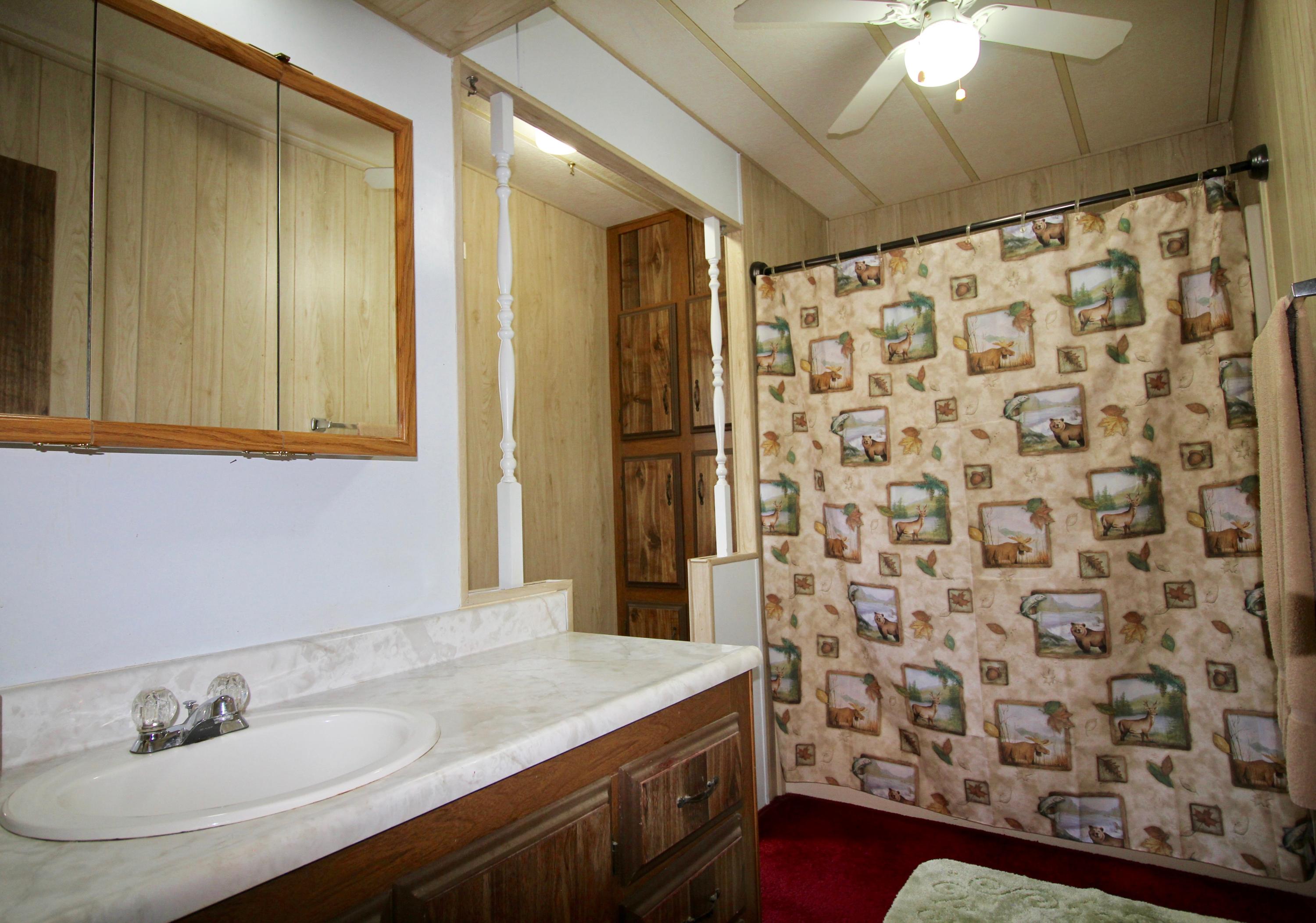 4427 Eagle Nest Road Redding, CA 96003 - Photo 18 of 18 Master Bath