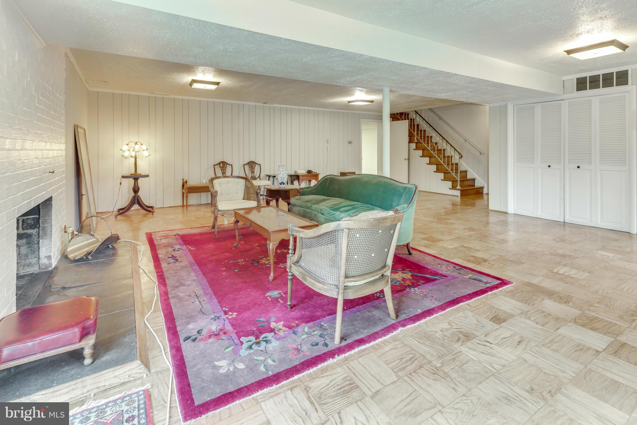 4002 Chatham Road Ellicott City, MD 21042 - Photo 22 of 26 Family Room