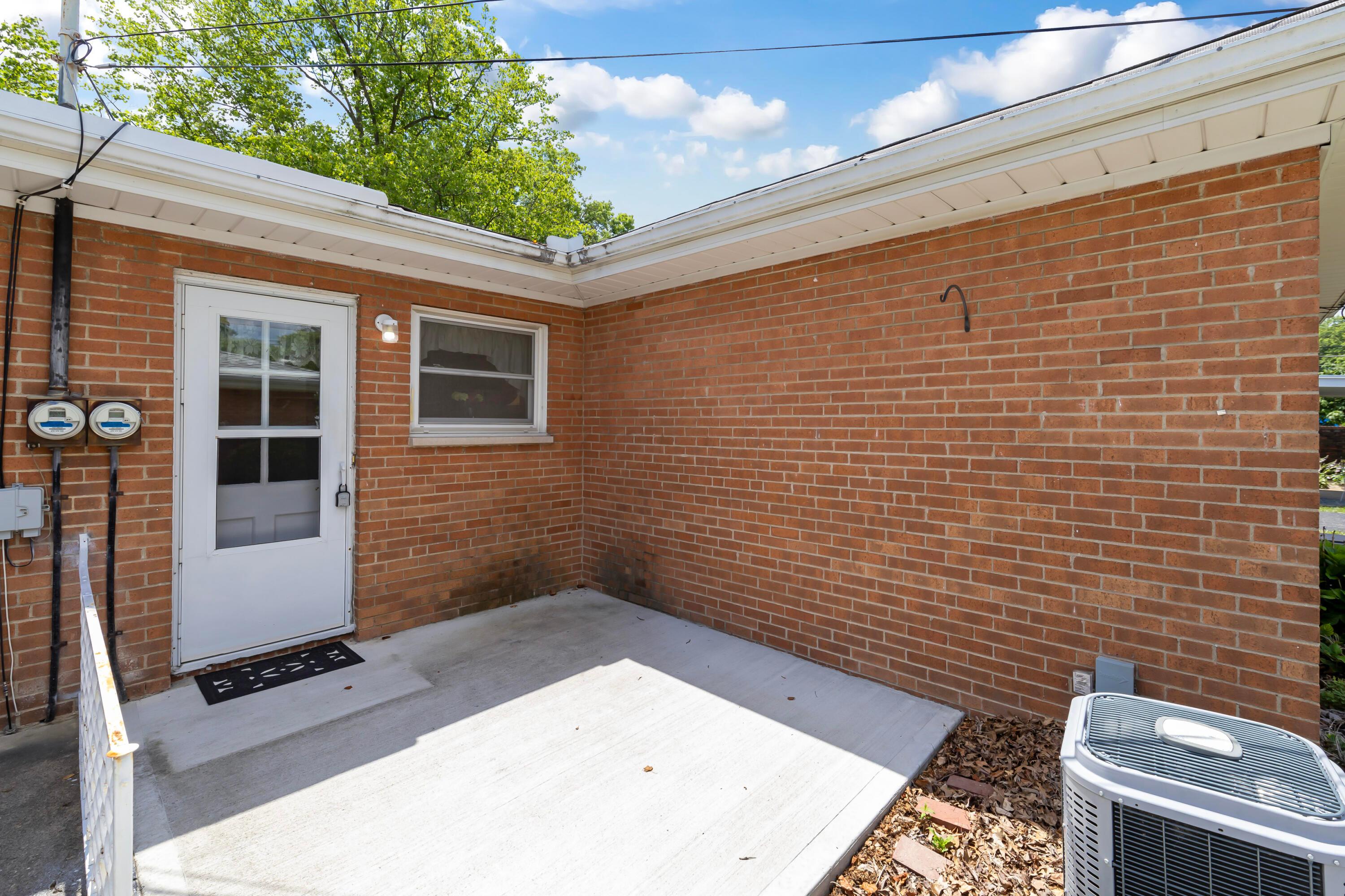 1792 Ardleigh Road Columbus, OH 43221 - Photo 8 of 39 photos_high_resolution_1792ArdleighRoadE