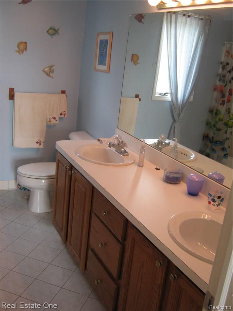 23880 Hall Road Trenton, MI 48183 - Photo 42 of 50 IMG_0043.JPG