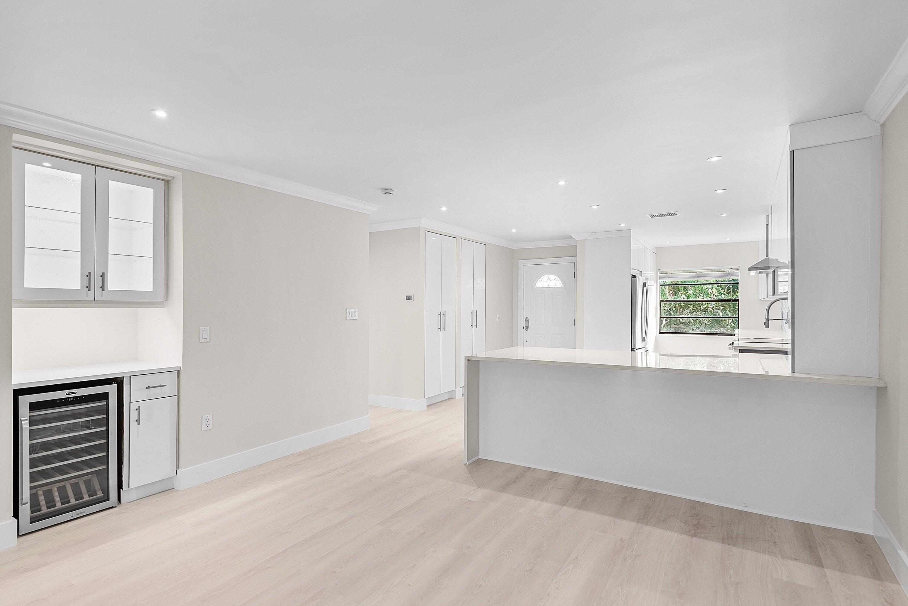 18 Stratford Drive East, Unit F Boynton Beach, FL 33436 - Photo 19 of 54 a view of an empty room with a window