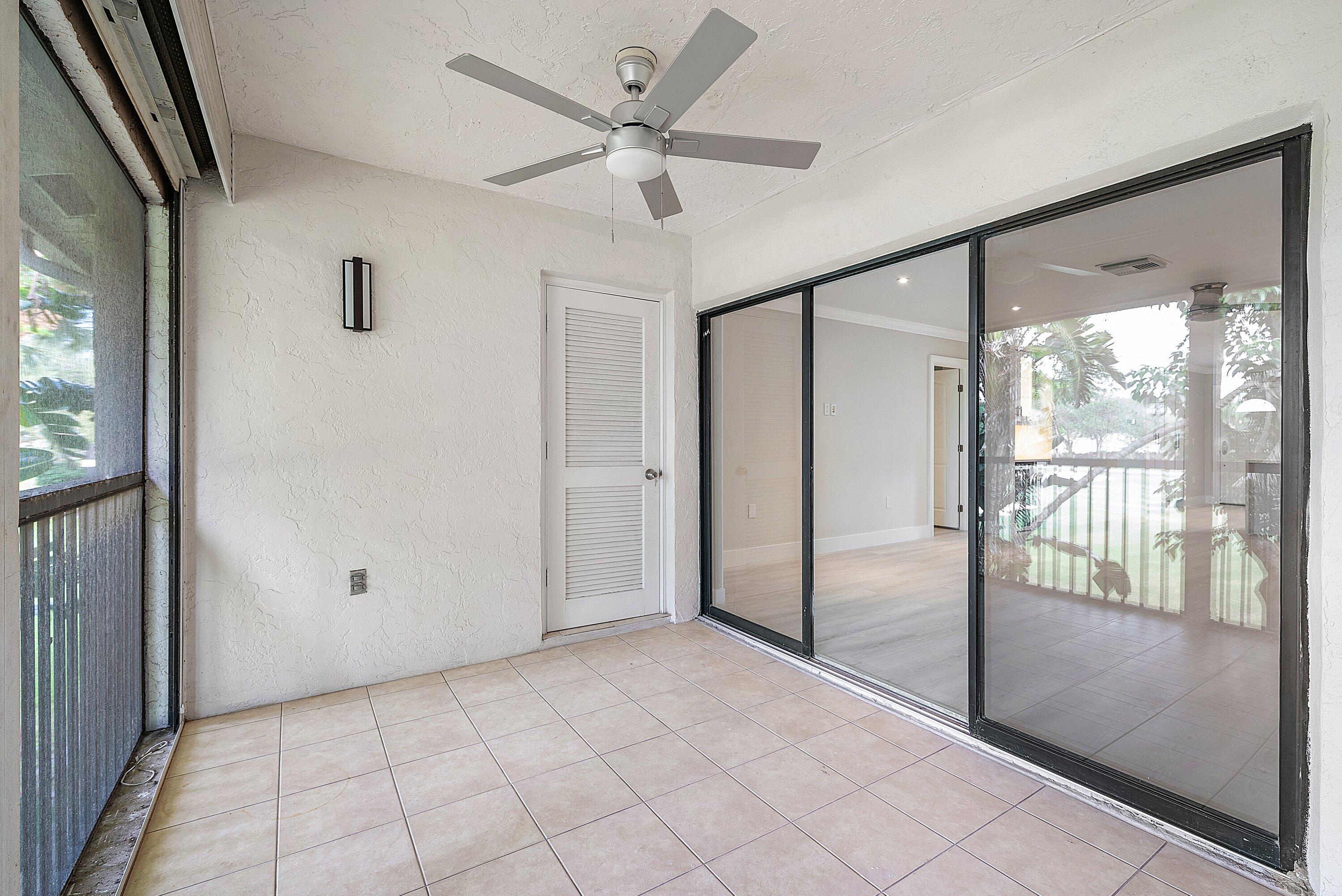 18 Stratford Drive East, Unit F Boynton Beach, FL 33436 - Photo 25 of 54 019-18StratfordDrive-F-BoyntonBeach-FL-3