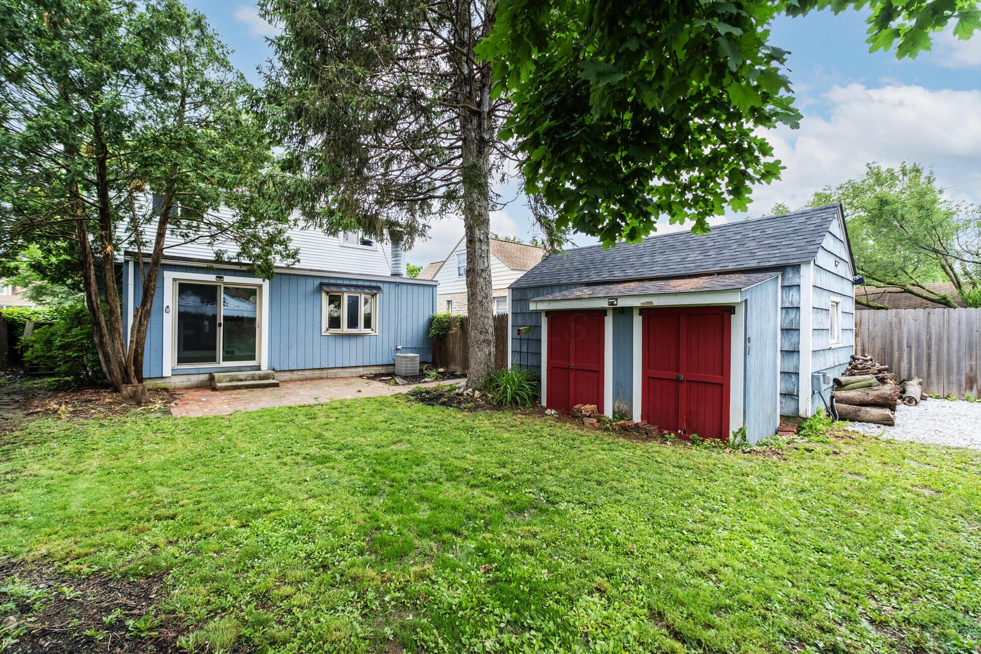 174 Demorest Road Columbus, OH 43204 - Photo 43 of 45 043