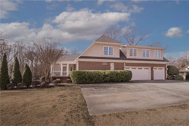 $789,000 | 27 Firelight Lane, Easley, SC 29642