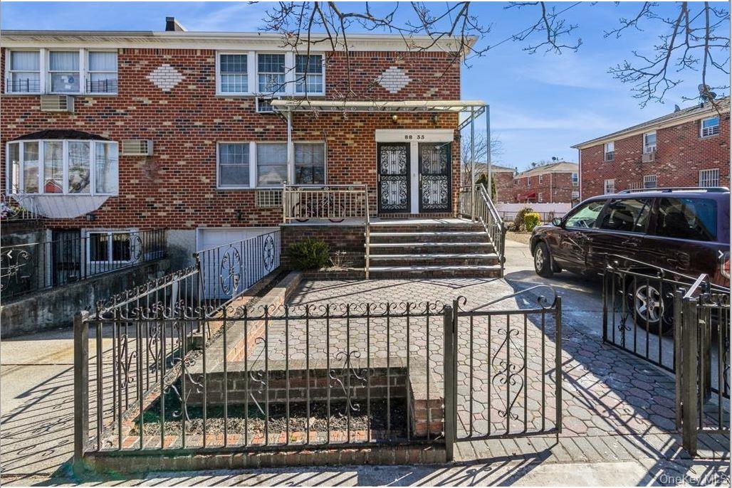 88-33 Ransom Street Queens, NY 11427 - Photo 2 of 4 Gallery Image 2