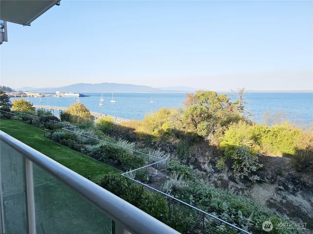 $849,000 | 600 South State Street, Unit 101, Bellingham, WA 98225