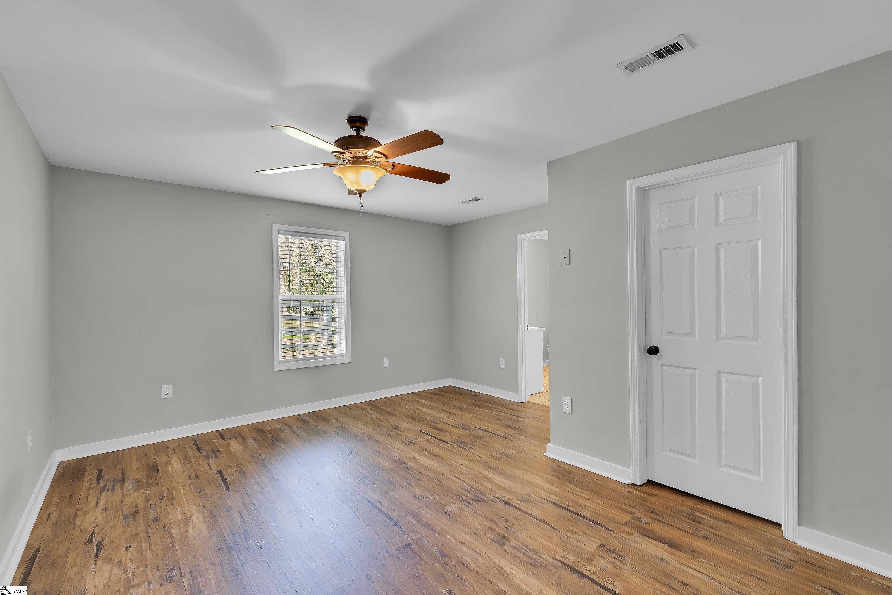 40 Harding Drive Greenville, SC 29609 - Photo 29 of 47