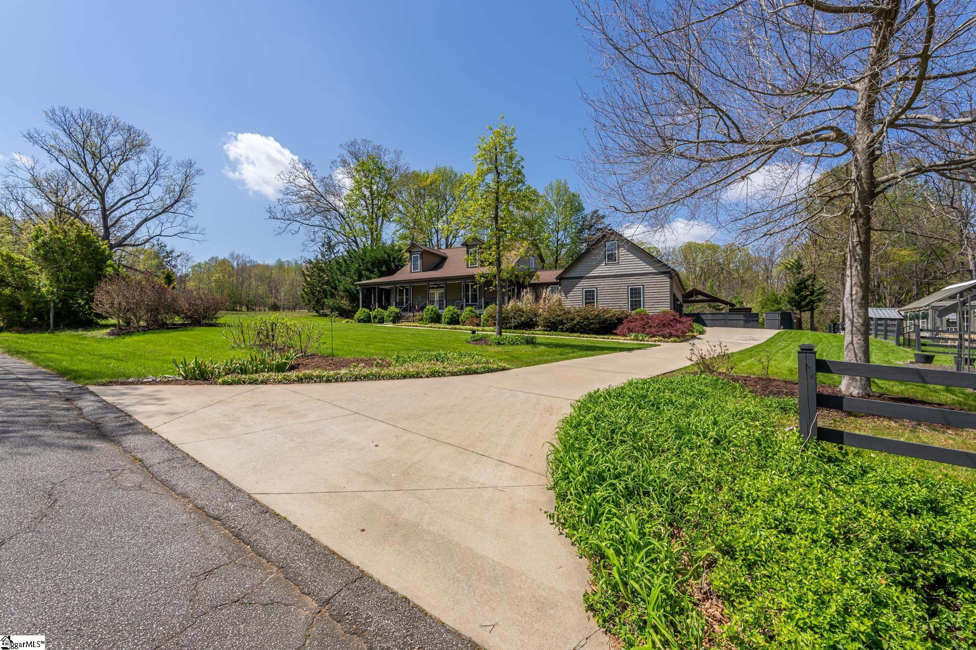 40 Harding Drive Greenville, SC 29609 - Photo 33 of 47