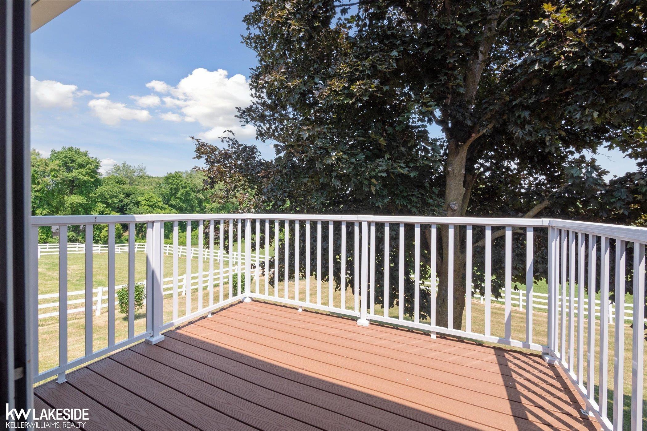 5771 Sandhill Road Almont, MI 48003 - Photo 48 of 57 50111822-47.JPG
