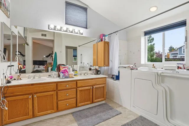 $550,000 | 398 North Wildwood, Hercules, CA 94547