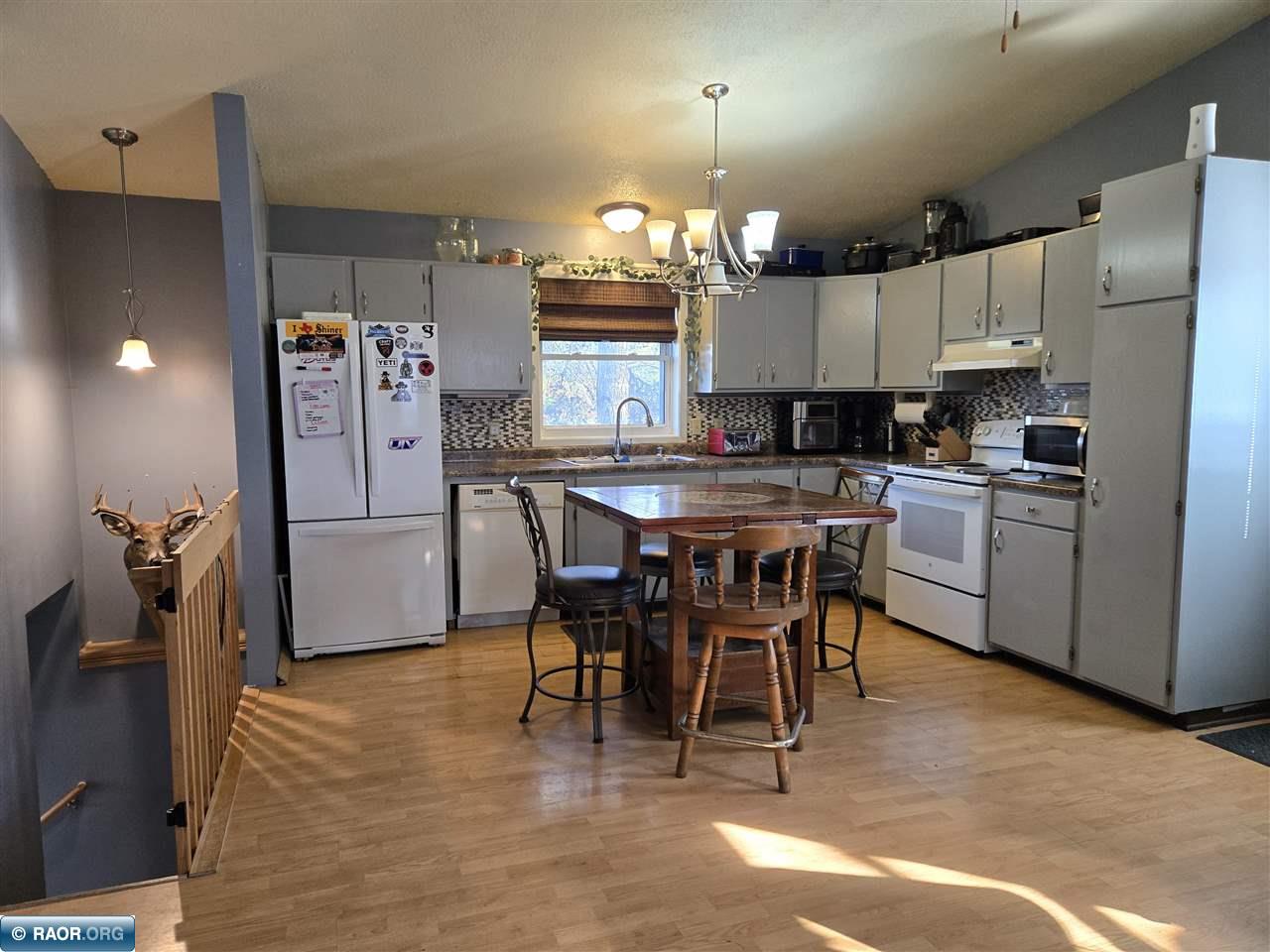 2 8th Street Northwest Chisholm, MN 55719 - Photo 14 of 35