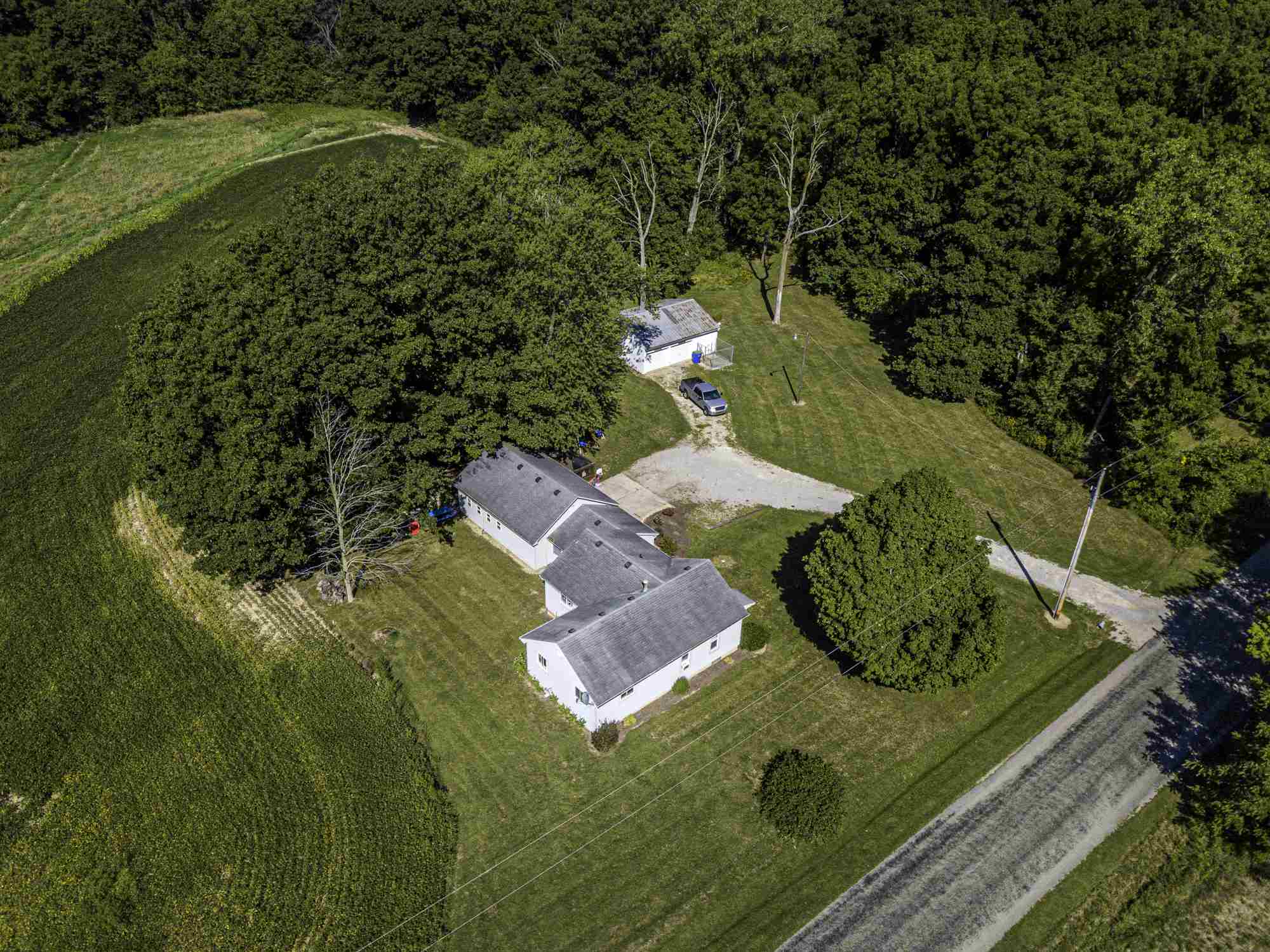 16020 Brunson Road Hoagland, IN 46745 - Photo 2 of 36 Gallery Image 2