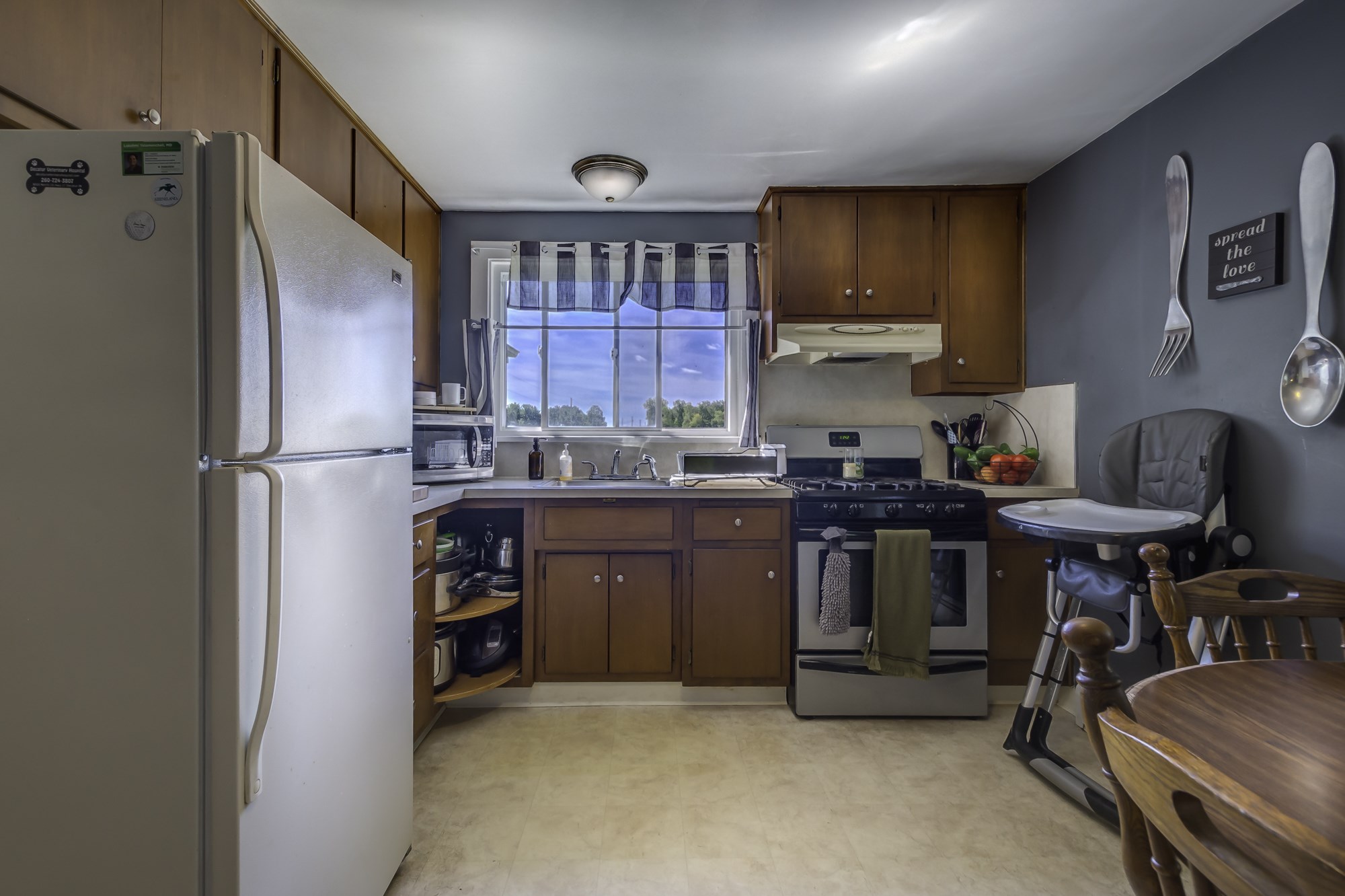 16020 Brunson Road Hoagland, IN 46745 - Photo 4 of 36 Gallery Image 4