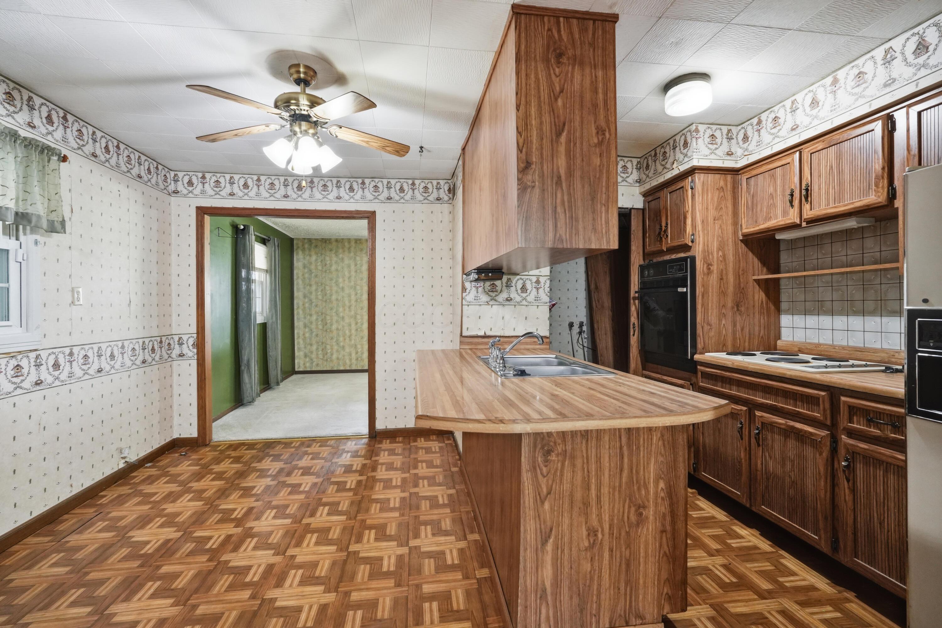 198 Cherry Hill Road Mansfield, OH 44907 - Photo 5 of 24 5