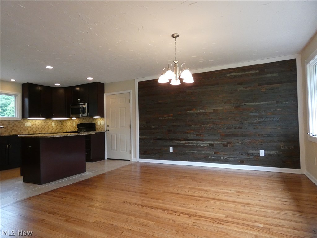 34098 Bainbridge Road North Ridgeville, OH 44039 - Photo 6 of 29 Gallery Image 6