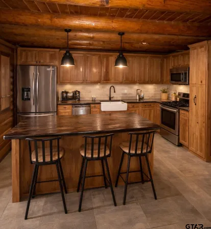 $170,000 | 532 West State Highway, Kilgore, TX 75662