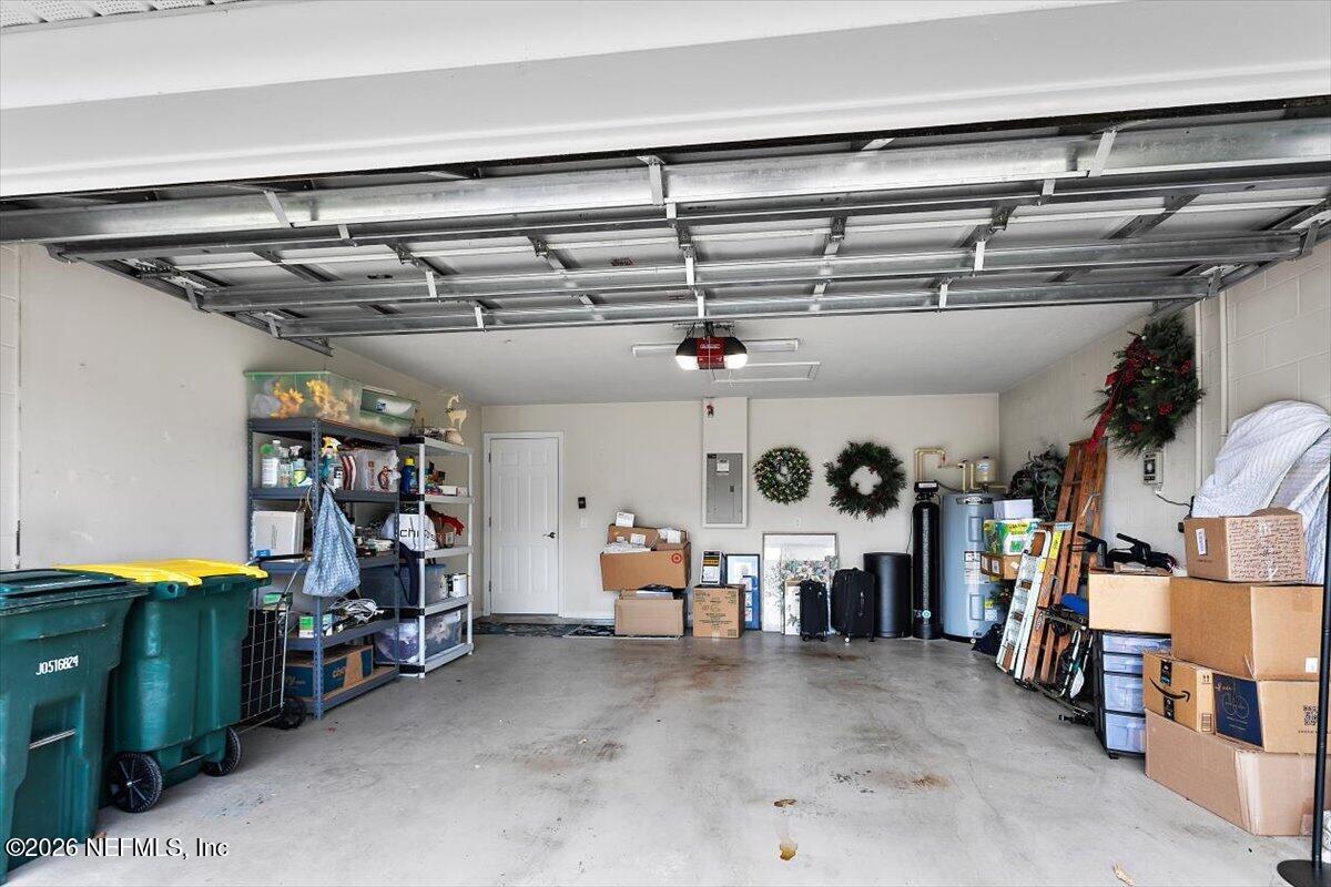 9092 Sweet Tree Trail Jacksonville, FL 32256 - Photo 21 of 31 Two-Car Garage