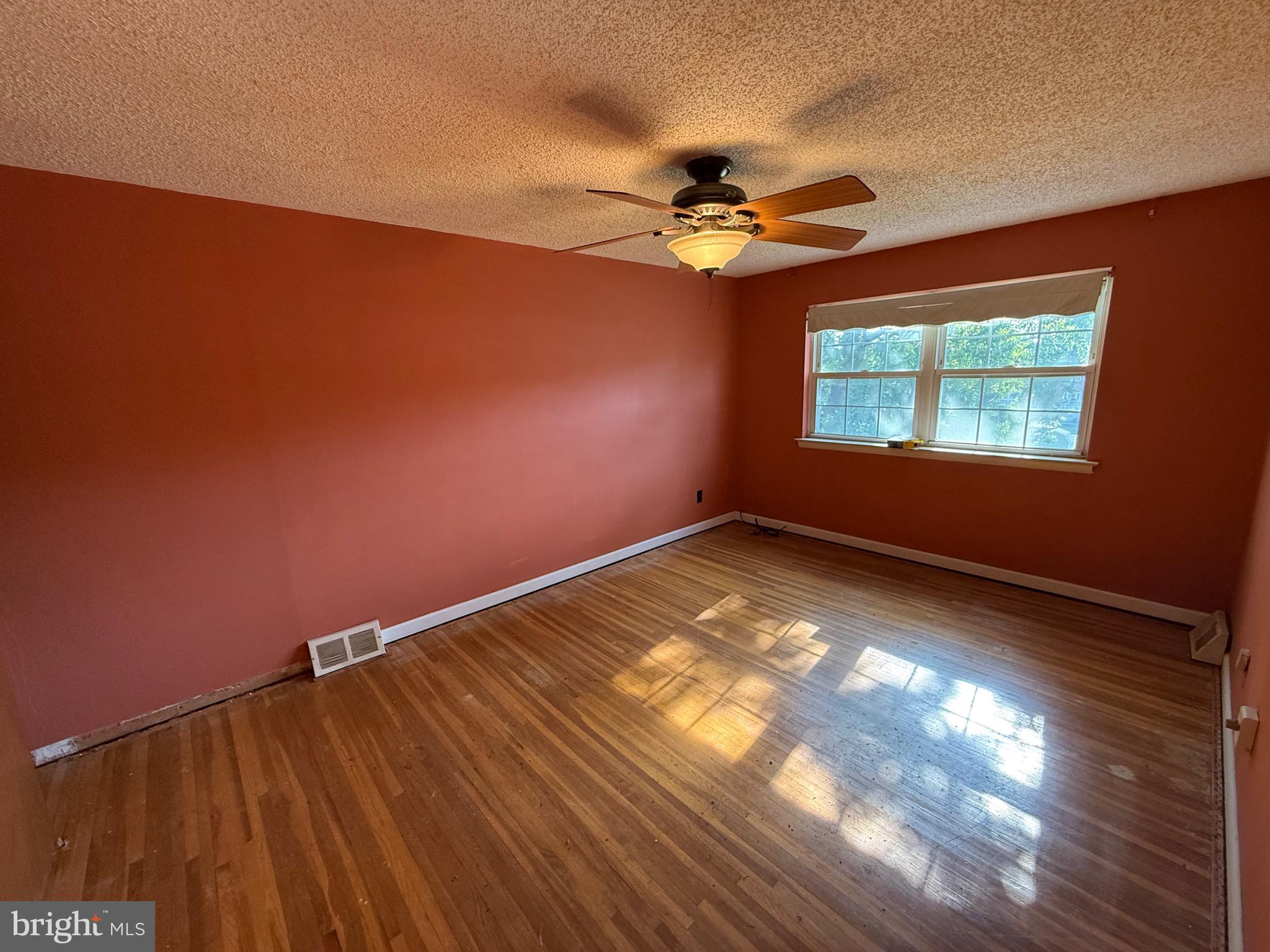 3413 Lester Road Philadelphia, PA 19154 - Photo 18 of 30 a view of a room with a large window