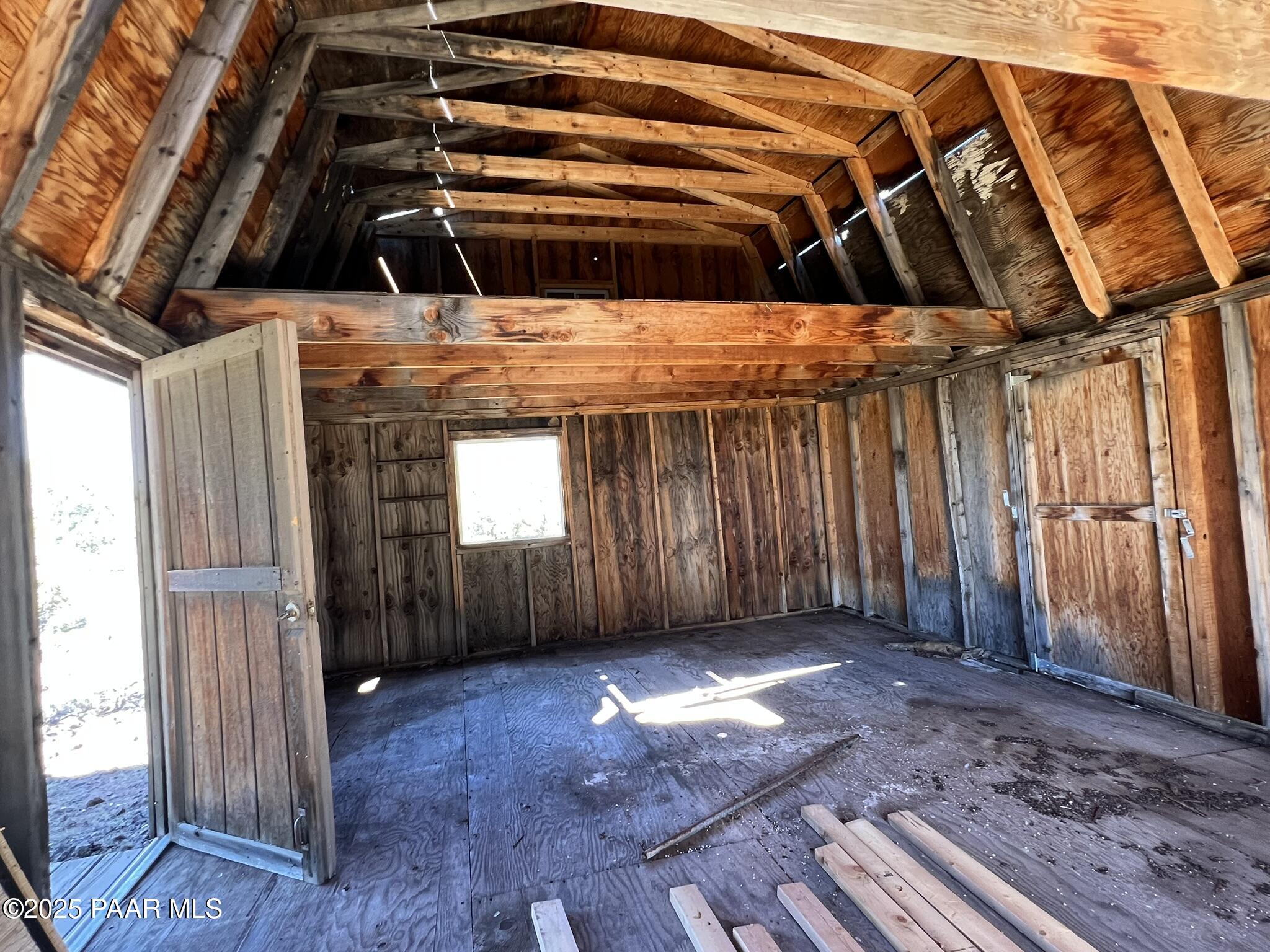 18 A West Warren Run Road Ash Fork, AZ 86320 - Photo 6 of 17 a view of a front door