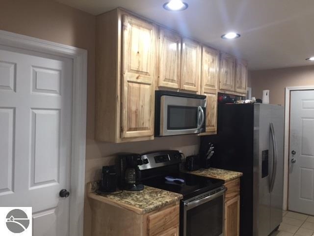 10857 West Vernon Road Lake, MI 48632 - Photo 3 of 25 1903015-2.JPG