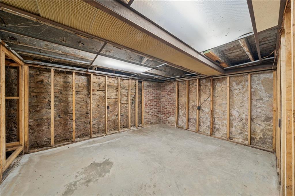 716 Ruffsdale Alverton Road Ruffs Dale, PA 15679 - Photo 33 of 46 Gallery Image 33