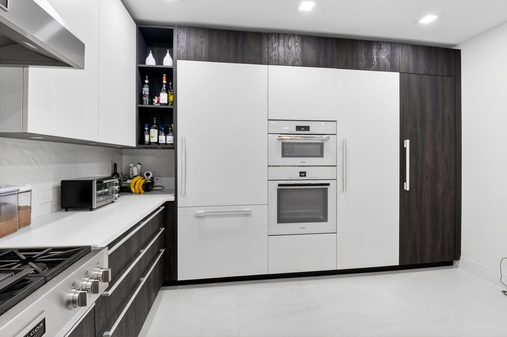 5530 Northeast Trieste Terrace Boca Raton, FL 33487 - Photo 19 of 83 19-web-or-mls-DSC_0124