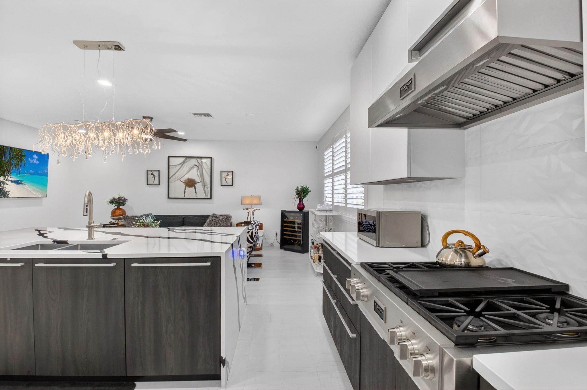 5530 Northeast Trieste Terrace Boca Raton, FL 33487 - Photo 21 of 83 21-web-or-mls-DSC_0131