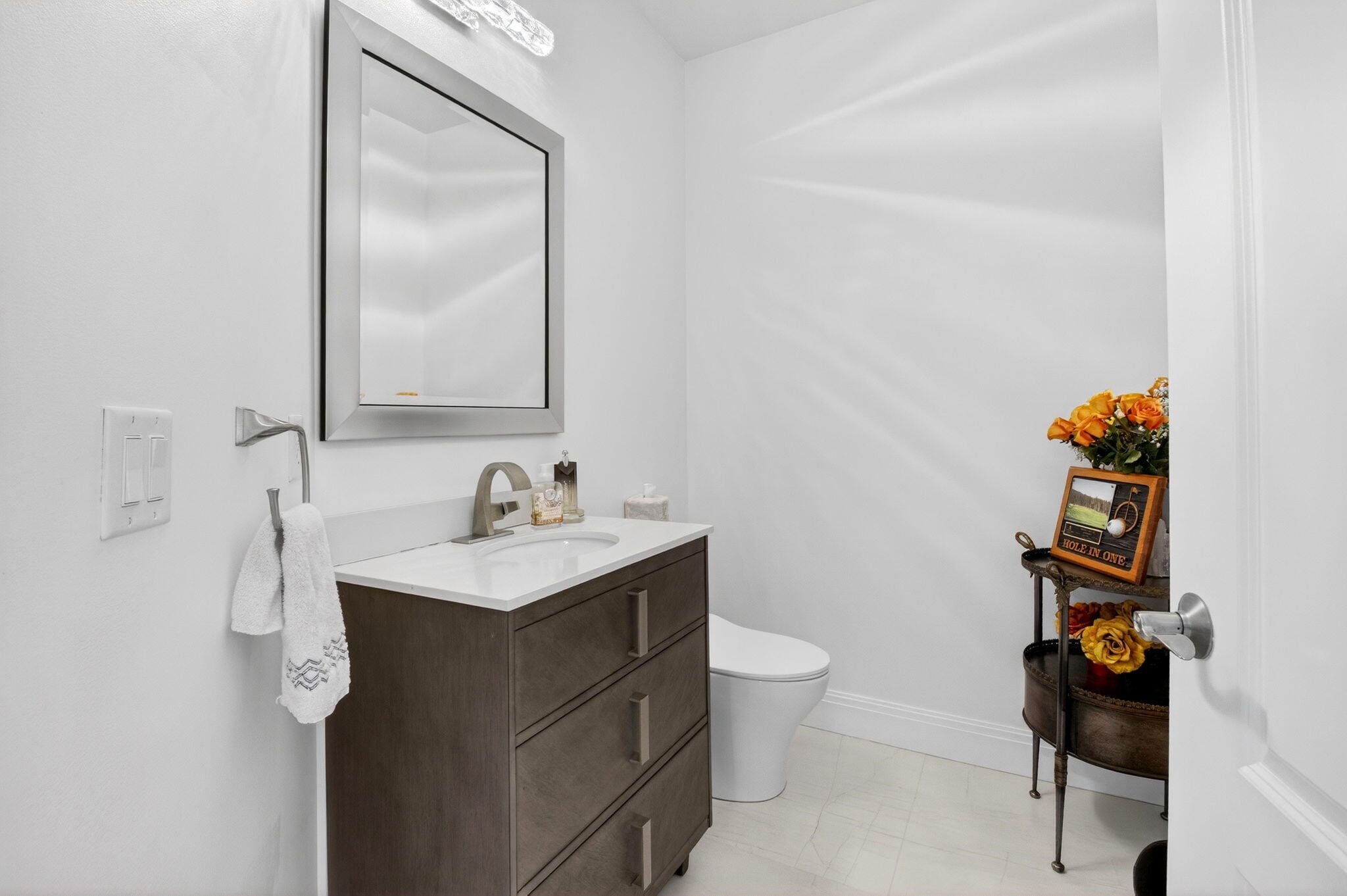 5530 Northeast Trieste Terrace Boca Raton, FL 33487 - Photo 27 of 83 26-web-or-mls-DSC_0161