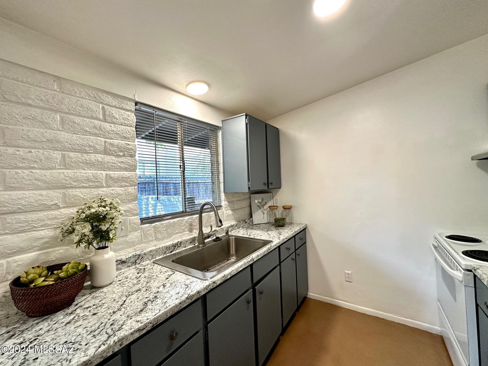 2005 North Swan Road Tucson, AZ 85712 - Photo 6 of 30 Gallery Image 6