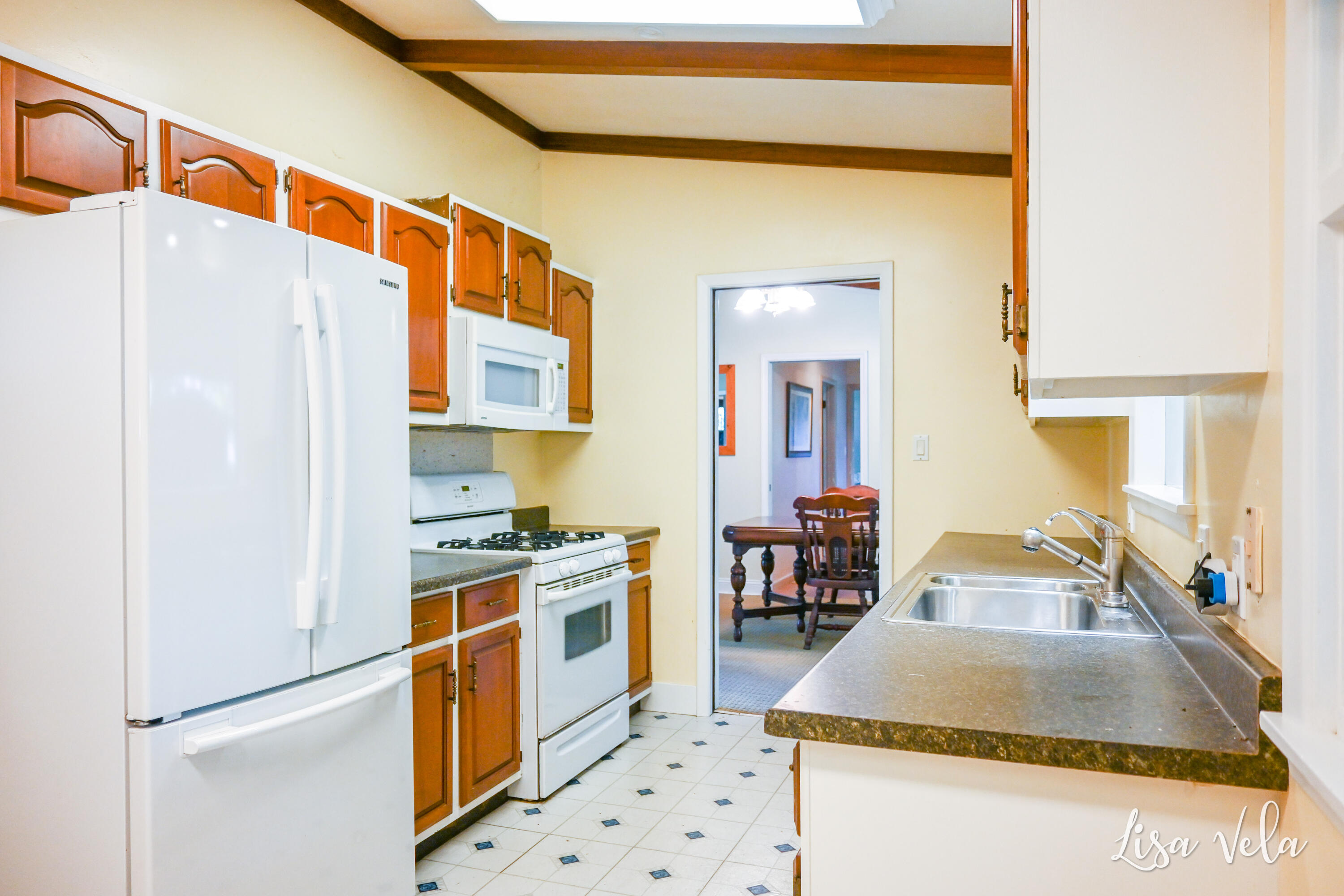 6365 Indian Point Road Montague, MI 49437 - Photo 13 of 39 Kitchen