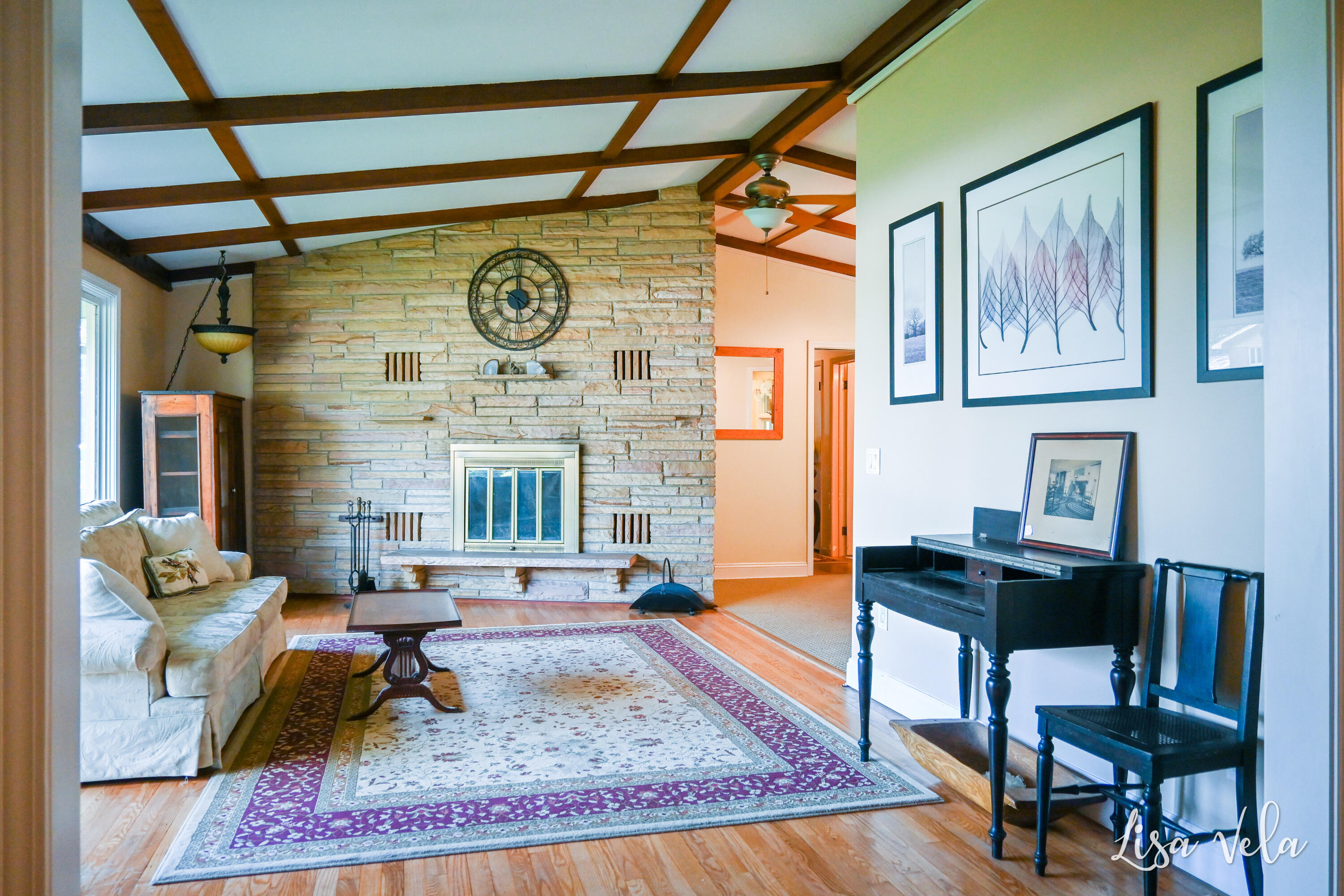 6365 Indian Point Road Montague, MI 49437 - Photo 22 of 39 Living Room