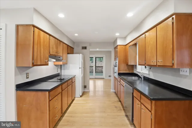 $3,500 | 3614 Dorado Court, Fairfax, VA 22031