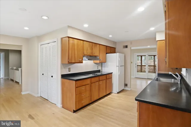 $3,500 | 3614 Dorado Court, Fairfax, VA 22031