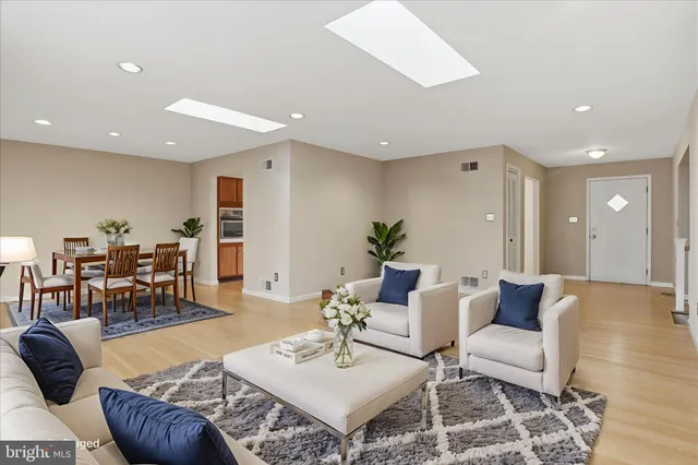 $3,500 | 3614 Dorado Court, Fairfax, VA 22031