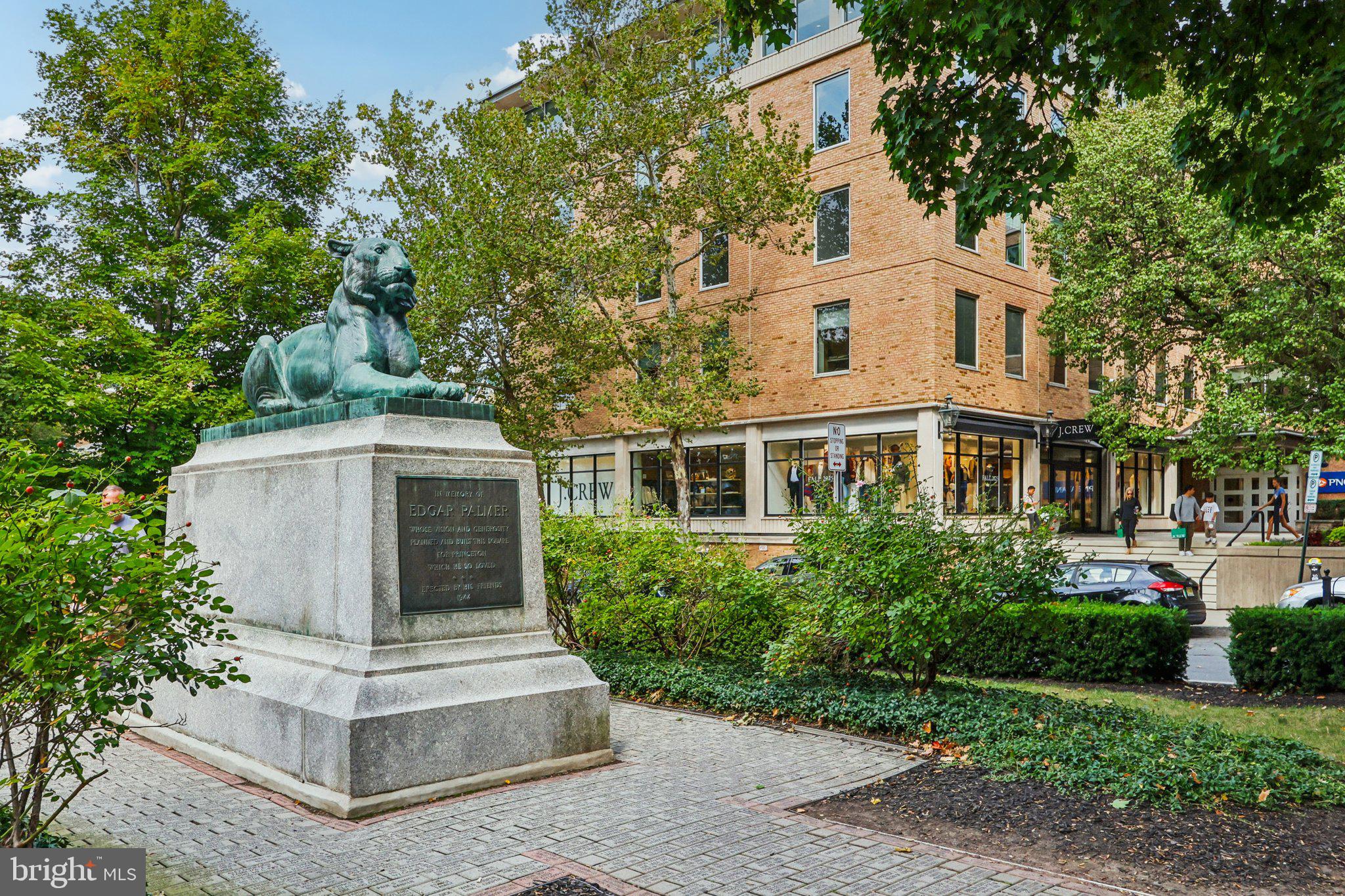 31 Palmer Square East, Unit A Princeton, NJ 08542 - Photo 22 of 40 a front view of a house with a garden