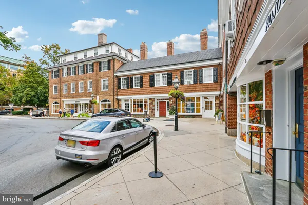 a car parked in front of a building