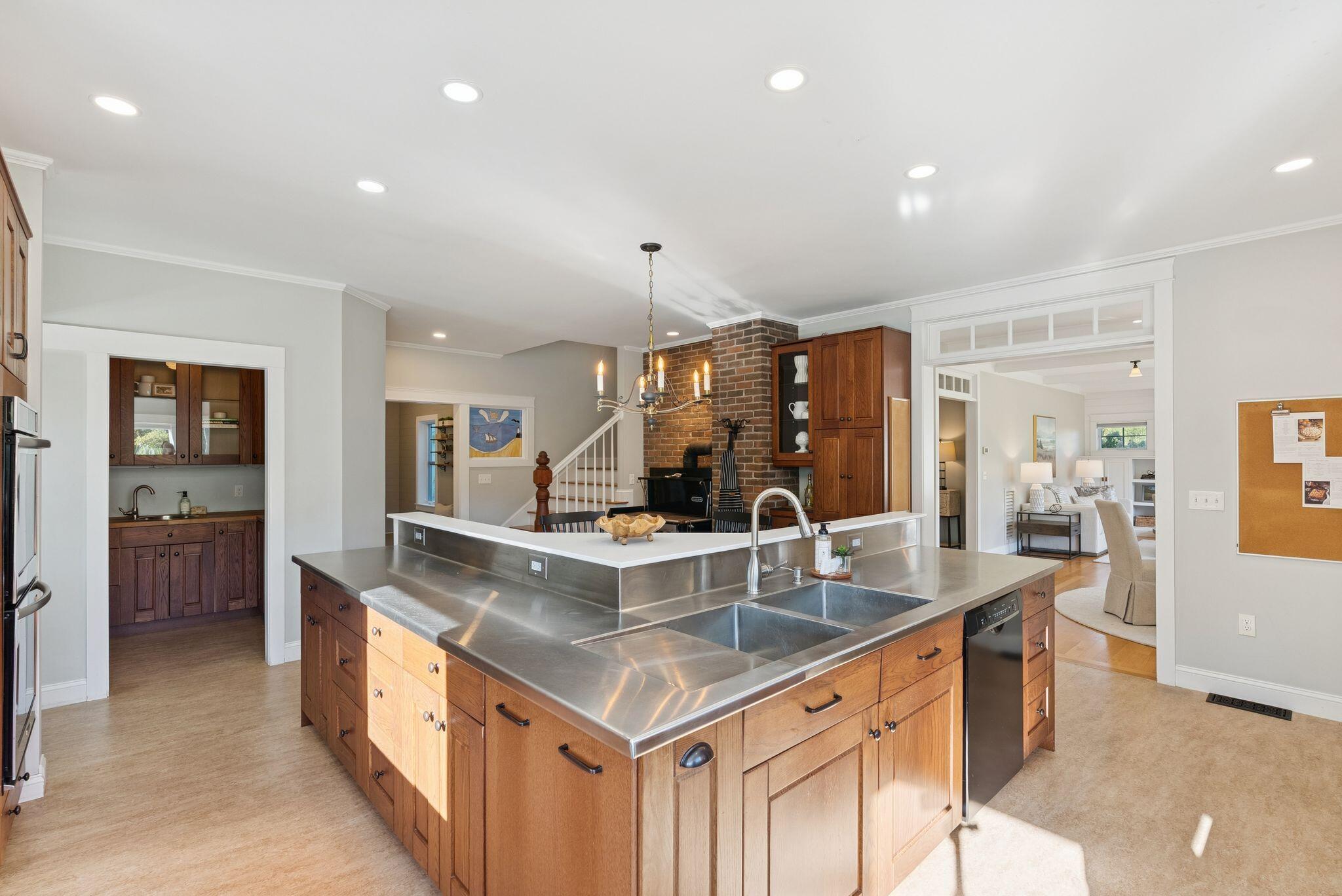 11 Orchard Hill Road Freeport, ME 04032 - Photo 19 of 93 Kitchen