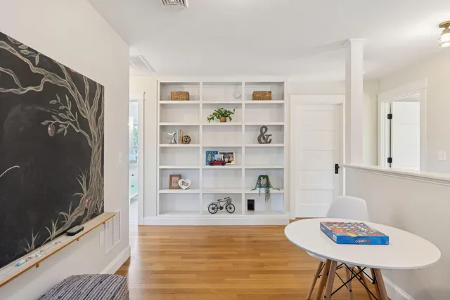 $1,895,000 | 11 Orchard Hill Road, Freeport, ME 04032