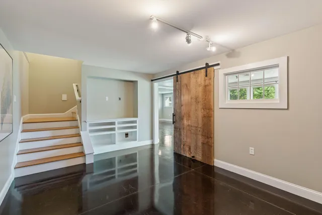 $1,895,000 | 11 Orchard Hill Road, Freeport, ME 04032