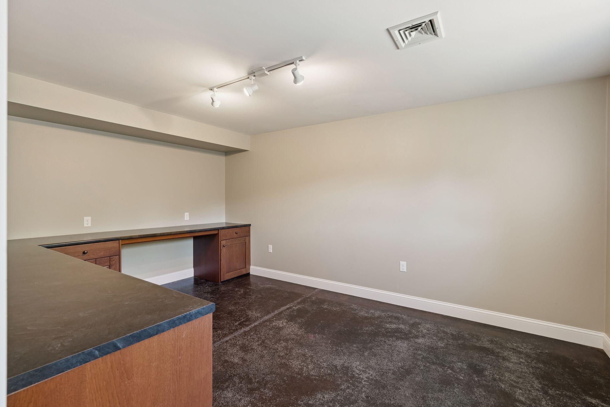 11 Orchard Hill Road Freeport, ME 04032 - Photo 61 of 93 Finished Basement