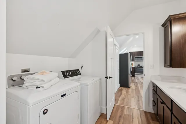 $1,895,000 | 11 Orchard Hill Road, Freeport, ME 04032